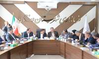 نشست معاون وزیر صمت با صنعتگران و فعالان اقتصادی در فرمانداری ورزقان