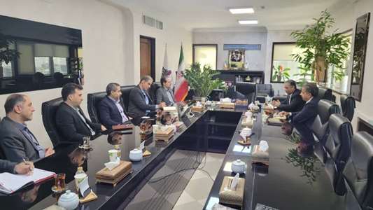 پیگیری راهکارهای تامین منابع مالی برای حمایت از بخش تولید از طریق تسهیلات بانکی